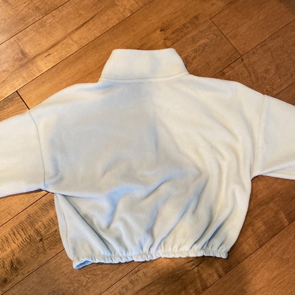 adorable crop light blue sweater, from old navy, large in kids! - Picture 2 of 2